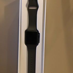 Series 3 Apple Watch (Cellular)